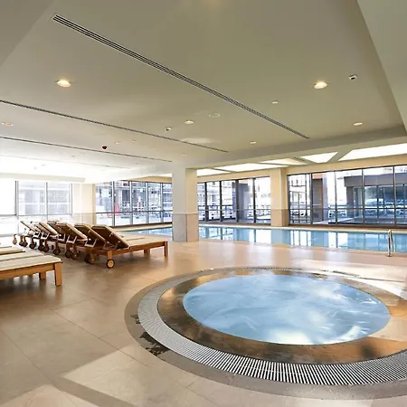 Secure Eclectic 1brs In Luxury W 2 Pools Gym Sauna Basketball Court Meeting Free Parking Concierge Close To Expo Center * 이스탄불