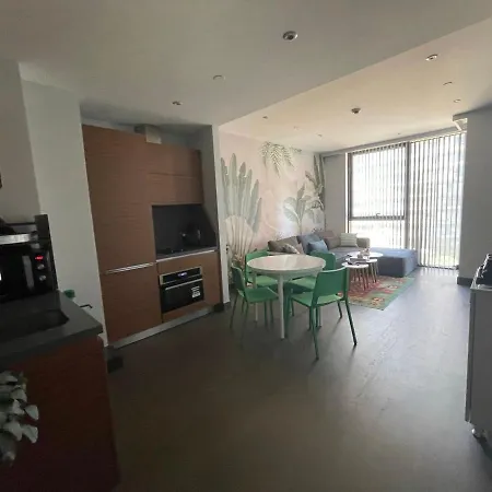 Secure Eclectic 1brs In Luxury W 2 Pools Gym Sauna Basketball Court Meeting Free Parking Concierge Close To Expo Center 호텔