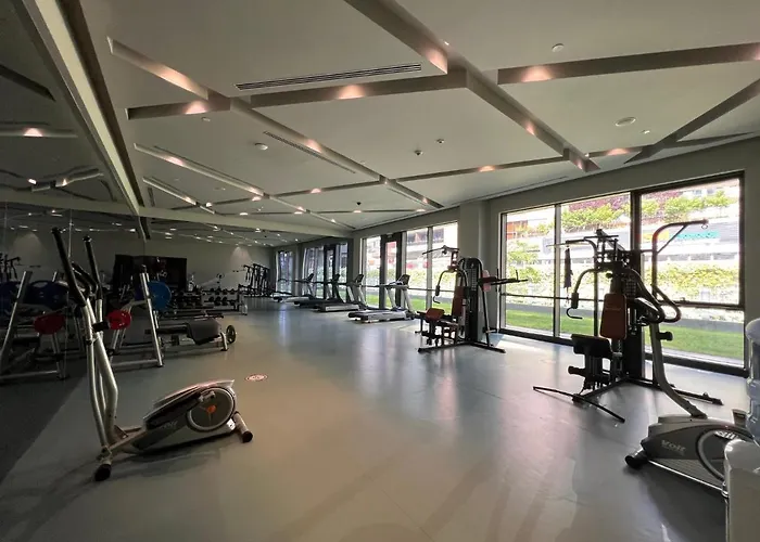 Hotel Secure Eclectic 1brs In Luxury W 2 Pools Gym Sauna Basketball Court Meeting Free Parking Concierge Close To Expo Center *