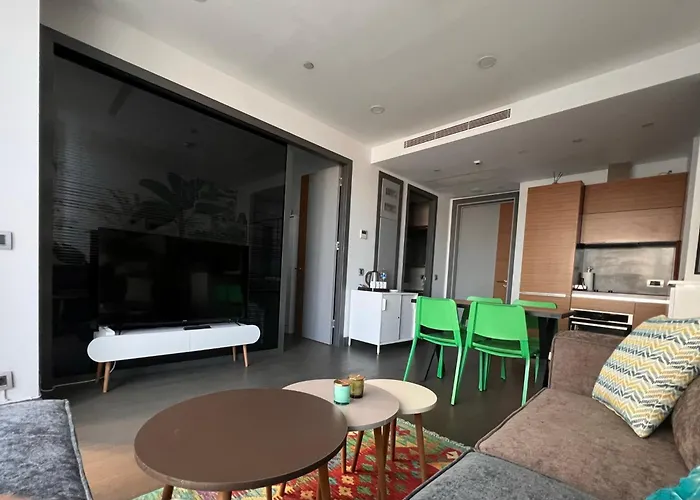 Hotel Secure Eclectic 1brs In Luxury W 2 Pools Gym Sauna Basketball Court Meeting Free Parking Concierge Close To Expo Center Istanbul