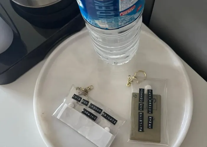 Secure Eclectic 1brs In Luxury W 2 Pools Gym Sauna Basketball Court Meeting Free Parking Concierge Close To Expo Center