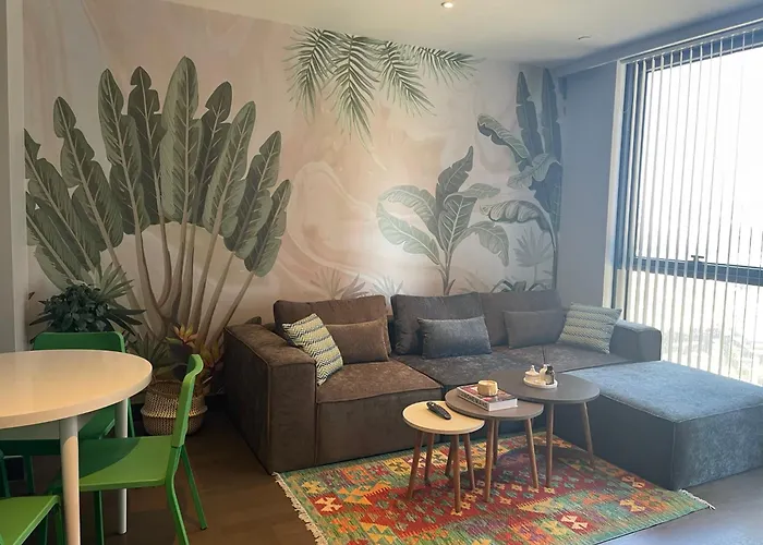 Secure Eclectic 1brs In Luxury W 2 Pools Gym Sauna Basketball Court Meeting Free Parking Concierge Close To Expo Center Istanbul