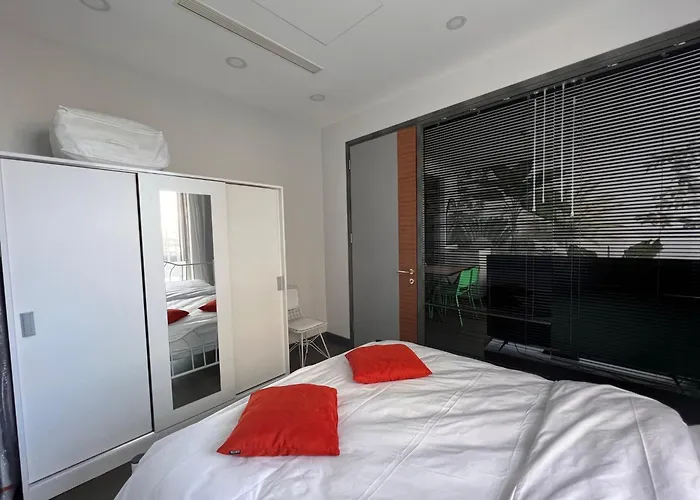 Hotel Secure Eclectic 1brs In Luxury W 2 Pools Gym Sauna Basketball Court Meeting Free Parking Concierge Close To Expo Center Istanbul