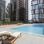 Secure Eclectic 1brs In Luxury W 2 Pools Gym Sauna Basketball Court Meeting Free Parking Concierge Close To Expo Center