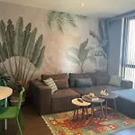Secure Eclectic 1brs In Luxury W 2 Pools Gym Sauna Basketball Court Meeting Free Parking Concierge Close To Expo Center Istanbulská provincie