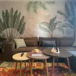 Secure Eclectic 1brs In Luxury W 2 Pools Gym Sauna Basketball Court Meeting Free Parking Concierge Close To Expo Center * Istanbulská provincie