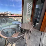 Hotel Secure Eclectic 1brs In Luxury W 2 Pools Gym Sauna Basketball Court Meeting Free Parking Concierge Close To Expo Center *
